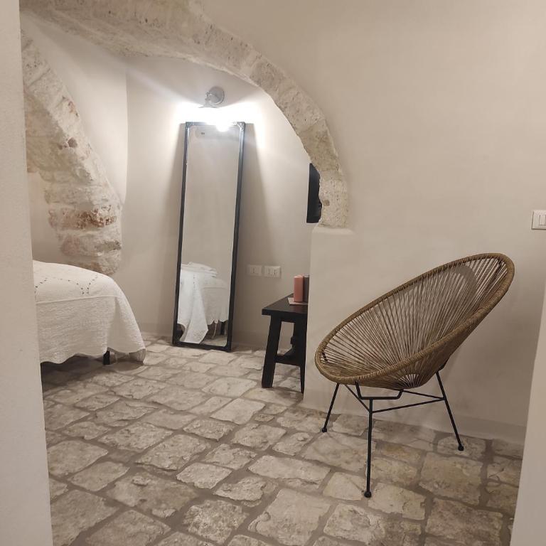 Caterina's Suites & Apartament - Camera Matrimoniale Deluxe con Doccia - 2