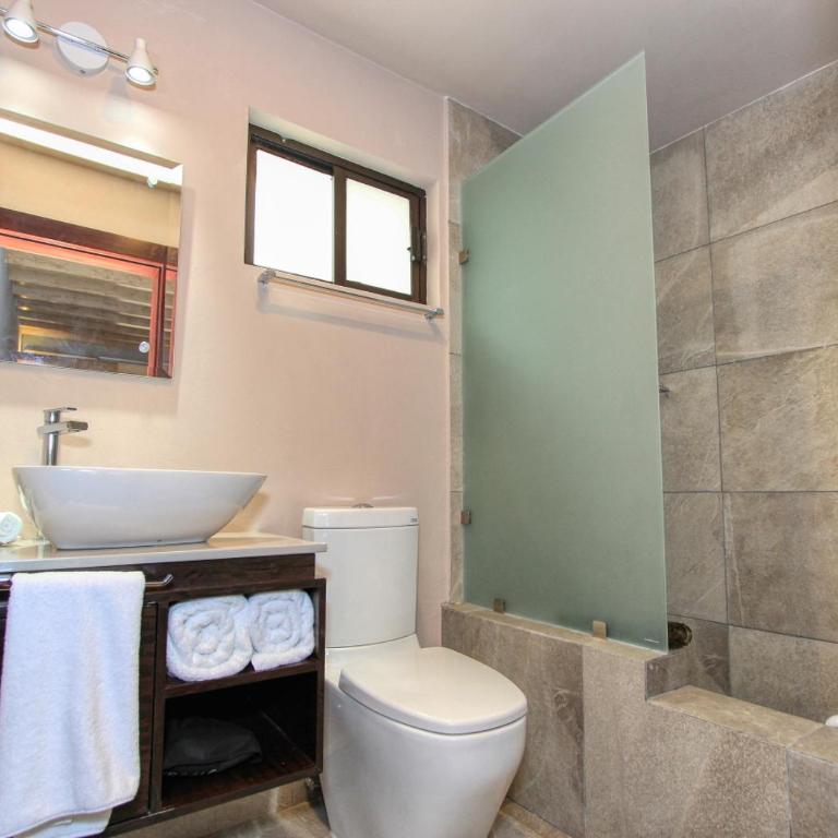 Casa Florencia Hotel Boutique - Deluxe Queen Suite - 2