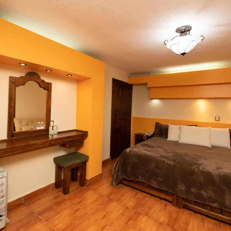 Gran Hotel El Encanto - Double Room with One Double Bed - 4