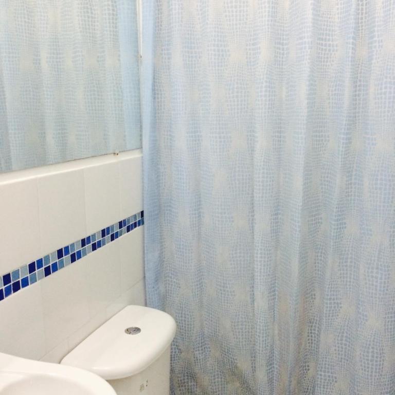 Alojamiento San Martín - Habitación Doble con baño privado - 6