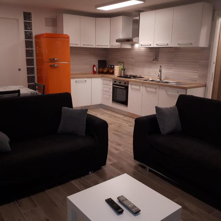 Casa Leo - Appartamento con 2 Camere da Letto - 4