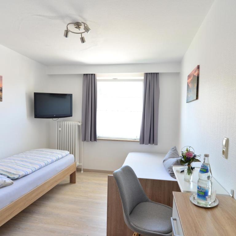 Haus am Bach - Kleines Zweibettzimmer - 1