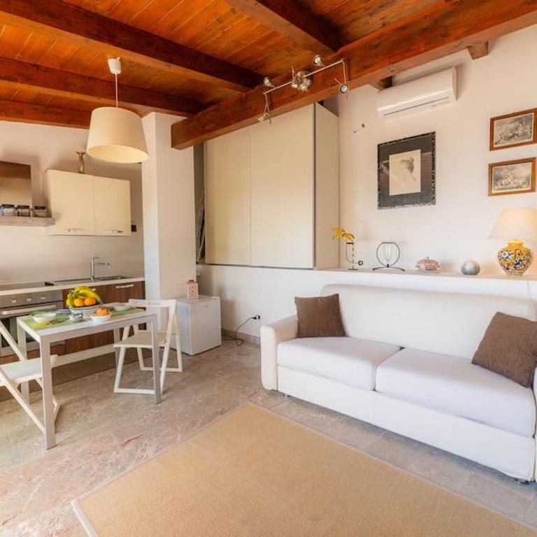 Chalet vista mare a Taormina con parcheggio Paolone House - Chalet - 27