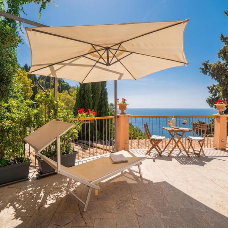 Chalet vista mare a Taormina con parcheggio Paolone House - Chalet - 10