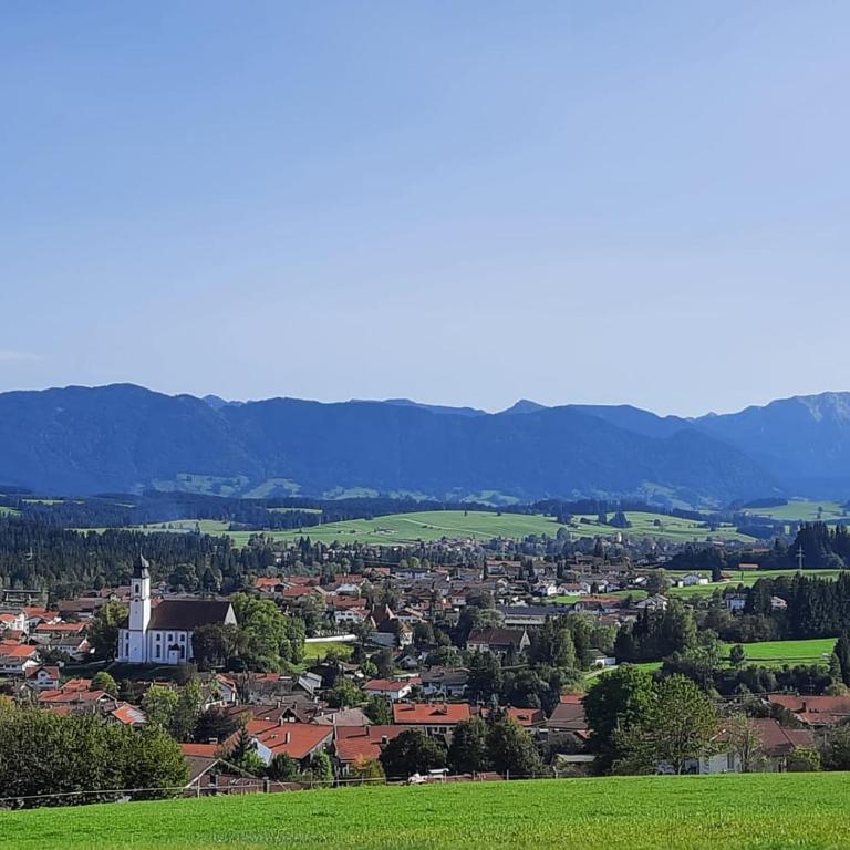 Ferienwohnung in Lechbruck am See im schönen Allgäu, nahe Füssen nur 300 m vom See - Apartment mit 1 Schlafzimmer - 24
