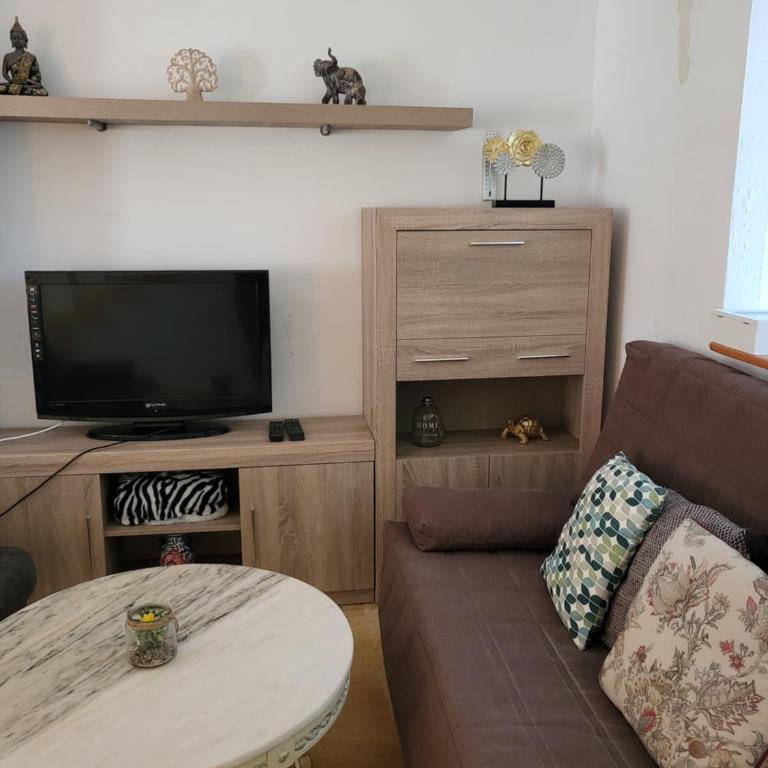 LUJOSO ADOSADO de TRES HABITACIONES en VERA PLAYA A 200 METROS DEL MAR - Casa de 3 dormitorios - 38