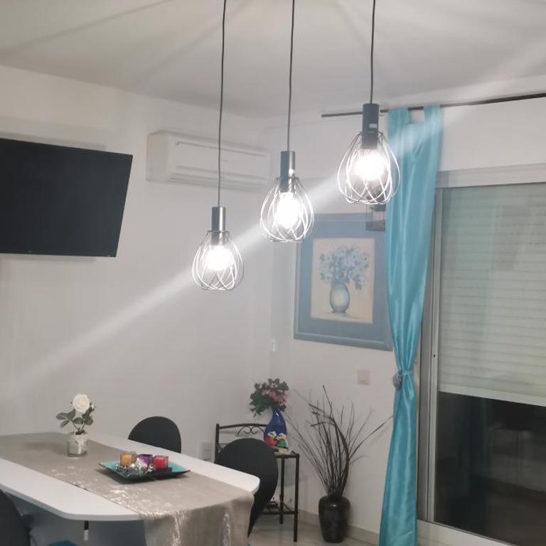 Apartamento con wifi, mascotas bienvenidas - One-Bedroom Apartment - 2