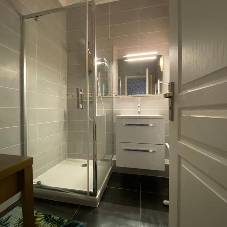 L'Appartement Jebari - Esprit loft Carcassonne proche cité médiéval et aéroport - Apartamento de 2 dormitorios - 17