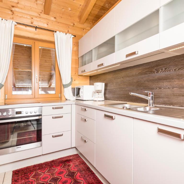 Alpen-Chalets Achensee - Apartment mit 2 Schlafzimmern und Gartenblick - 9