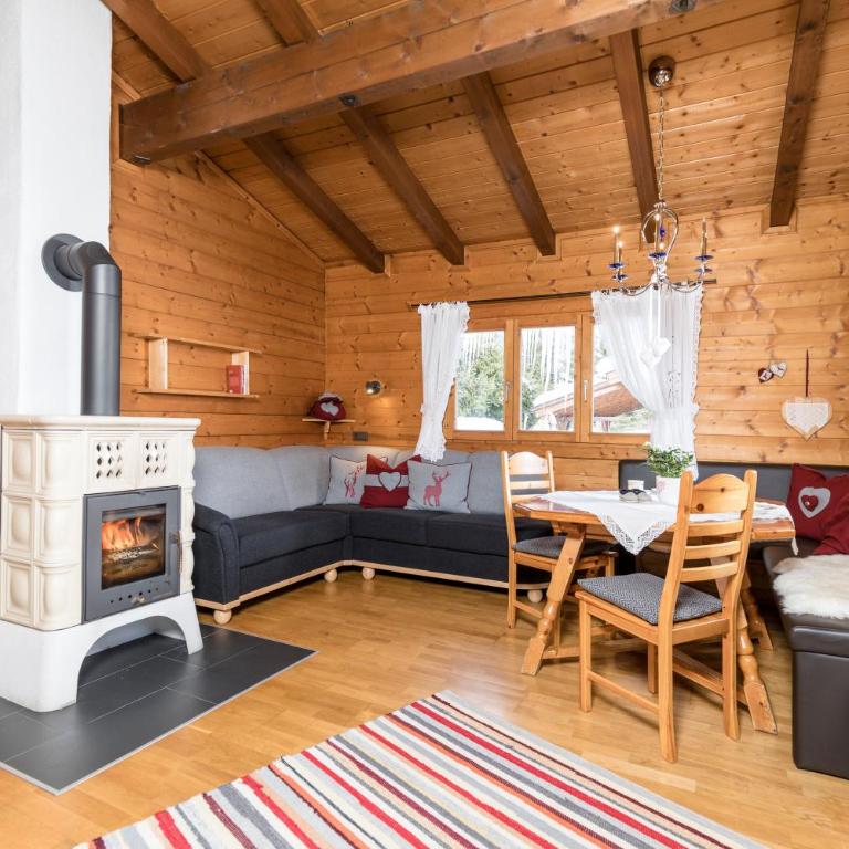 Alpen-Chalets Achensee - Apartment mit 2 Schlafzimmern und Gartenblick - 1