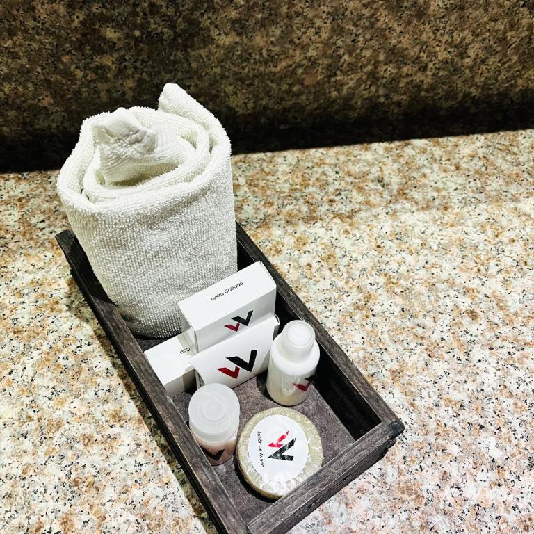 Hotel Via La Villa - Standard Two Beds - 5