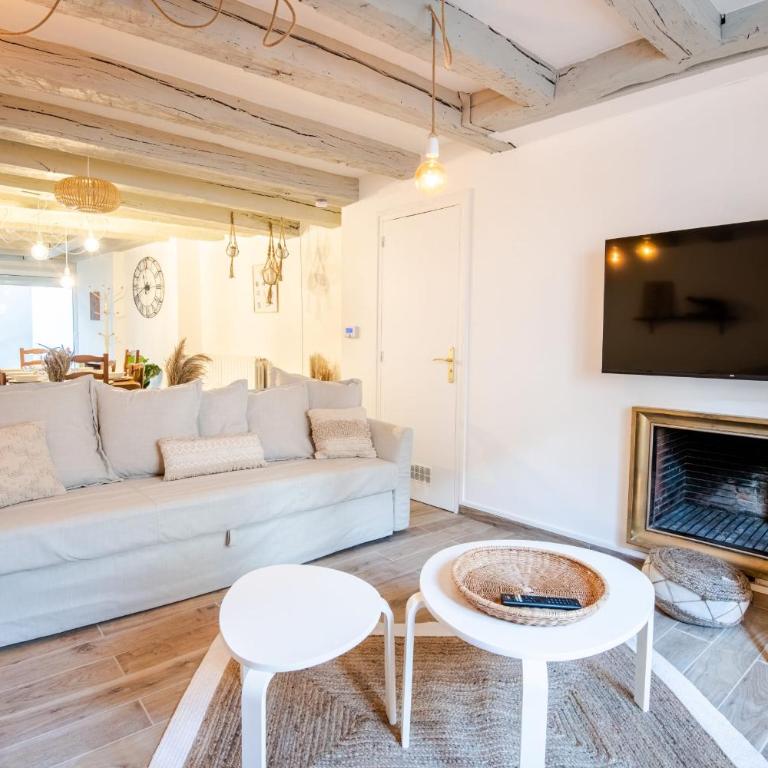 La Maison Lamartine Havre de paix dans le centre de Tours - Vacation Home - 8