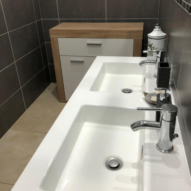 Villa avec vue campagne - Chambre Double avec Salle de Bains Privative - 3
