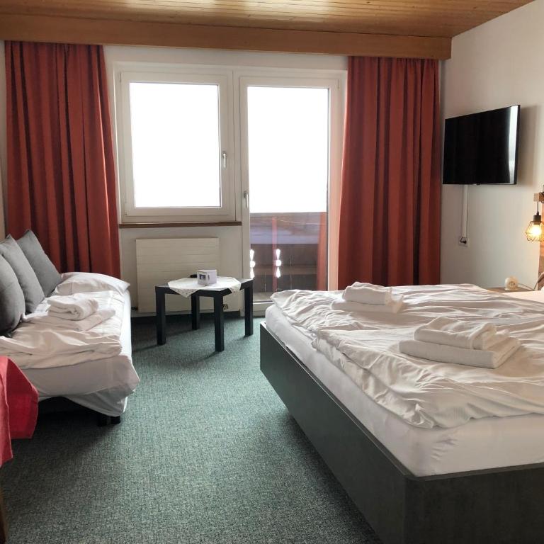 Sportpension Therese - Dreibettzimmer - 5