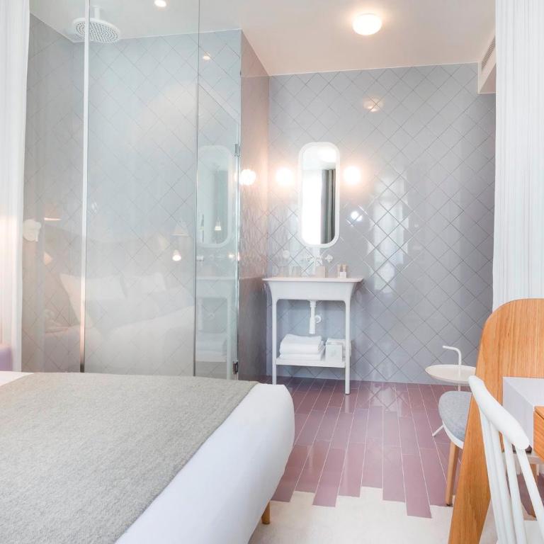 Hotel le Lapin Blanc - 2 Chambres Communicantes - 4