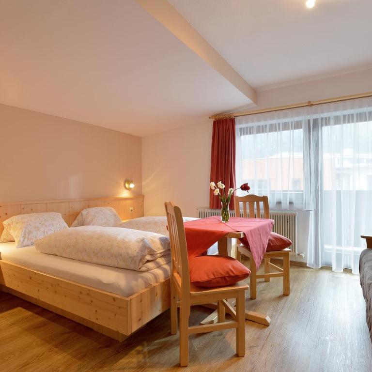 Gästehaus Sillaber-Gertraud Nuck - Doppelzimmer mit Balkon - 2