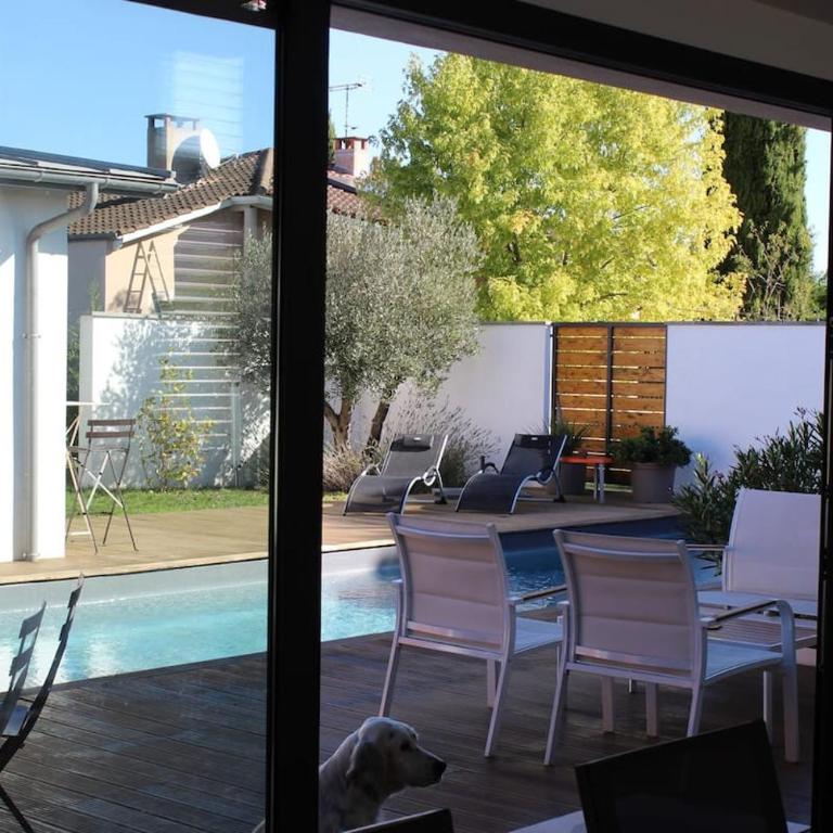 La Belle Maison Patio - Three-Bedroom House - 1