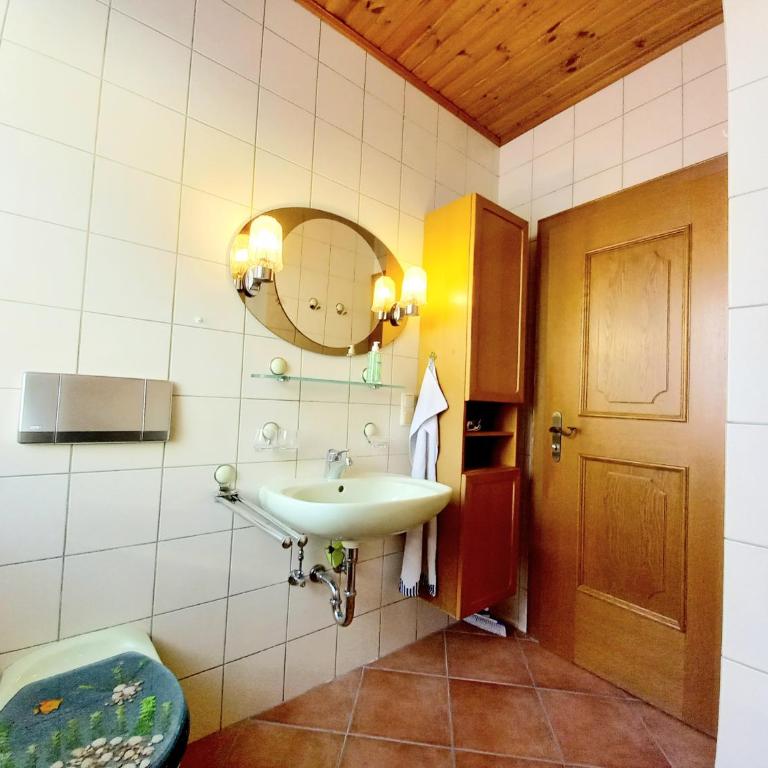 Alie Gusta - Apartment mit Balkon - 10