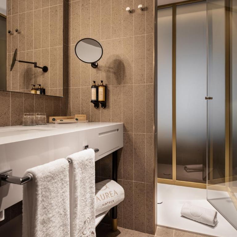 Áurea Palacio de Correos by Eurostars Hotel Company - Habitación Doble Deluxe - 4
