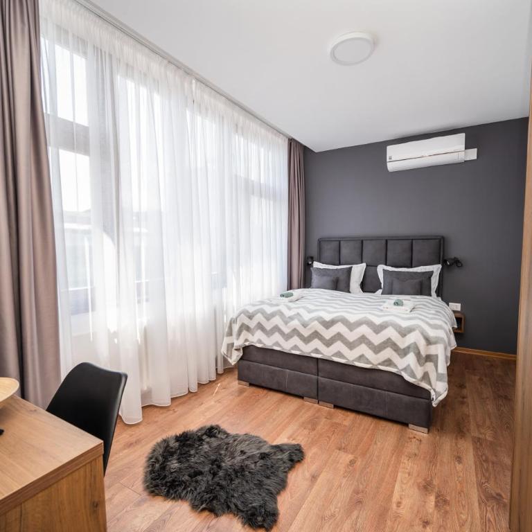 Modern and Bright Apartments - Main Street - Apartman - 12