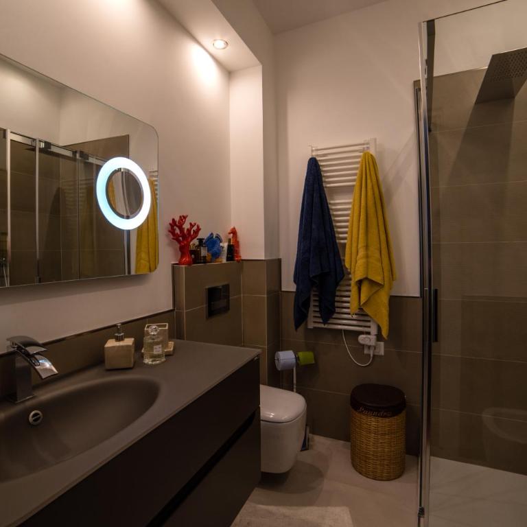 Casa Aricò & Shatulle Suites - Camera Matrimoniale Deluxe con Doccia - 7