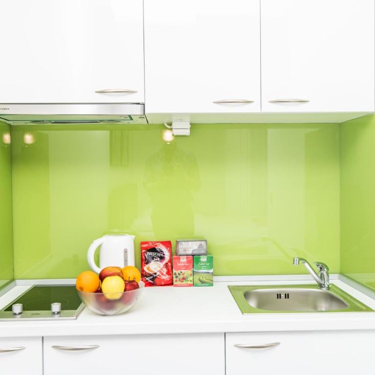 Modern studio for 3 people in the Heart of the City Center - Studio - 6