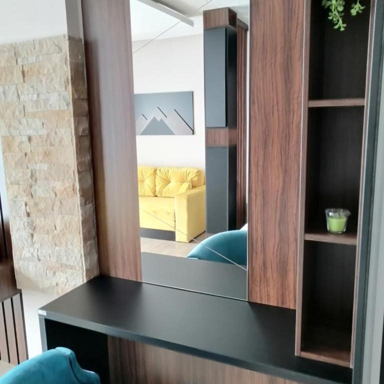 Milmari - Breakfast and pool - Deluxe Quadruple Room - 12
