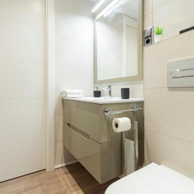 Homelike Malasaña - Apartment - 6