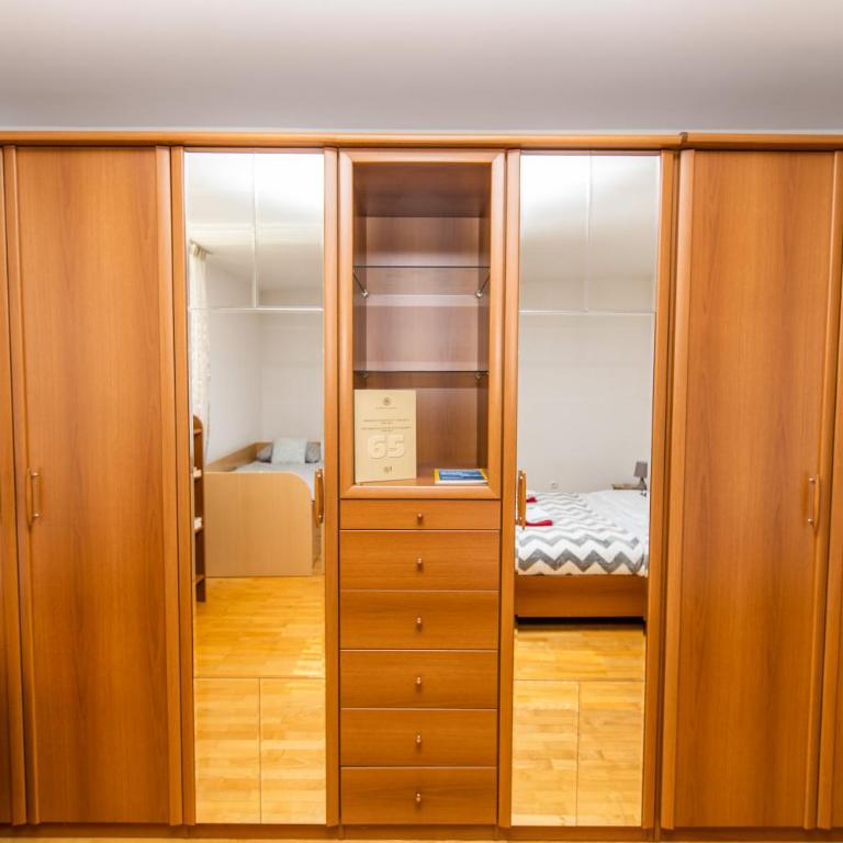 Modern 2BDR apartment in the center - FREE PARKING - Two-Bedroom Apartment - 15
