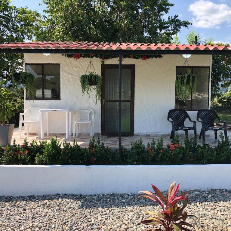 Cabañas Campestres en Villavicencio - Villa con vistas al jardín - 9