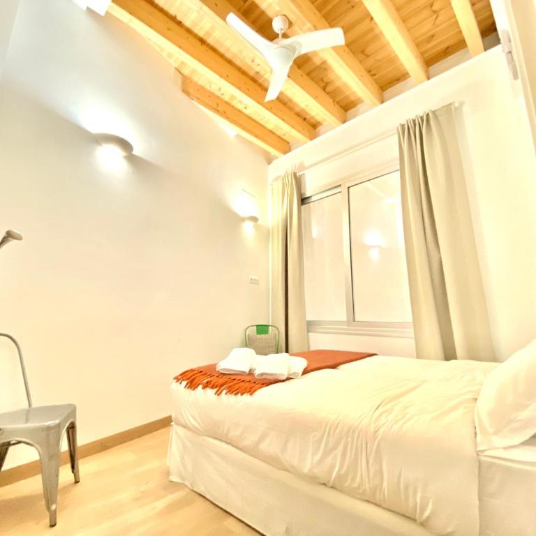 Top-notch downtown house with private rooftop terrace and parking opt - Villa - 56