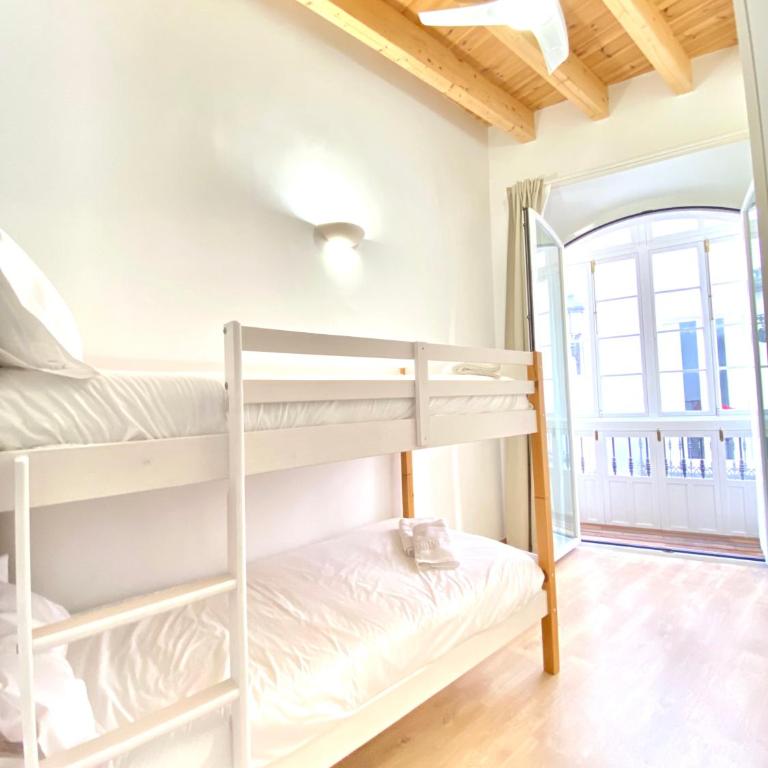 Top-notch downtown house with private rooftop terrace and parking opt - Villa - 31