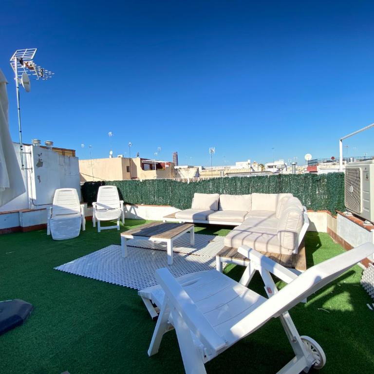 Top-notch downtown house with private rooftop terrace and parking opt - Villa - 69