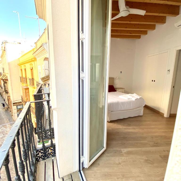 Top-notch downtown house with private rooftop terrace and parking opt - Villa - 76