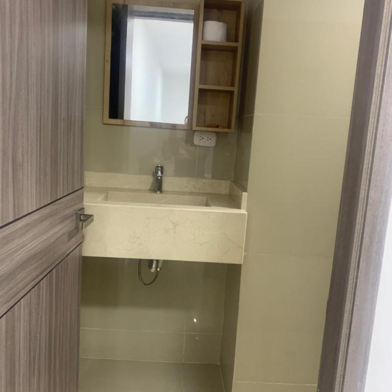 Hotel Wanderlust - Habitación Doble con baño privado - 4