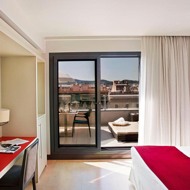 Grupotel Gran Via 678 - Superior Double Room with Terrace - 4
