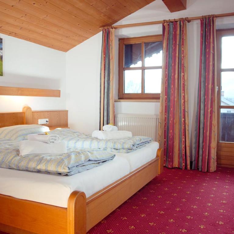 Pension Traube - Family Room - 1