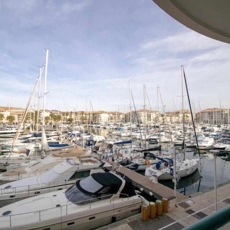 Apartment With Balcony And View On The Port - Appartamento - 1