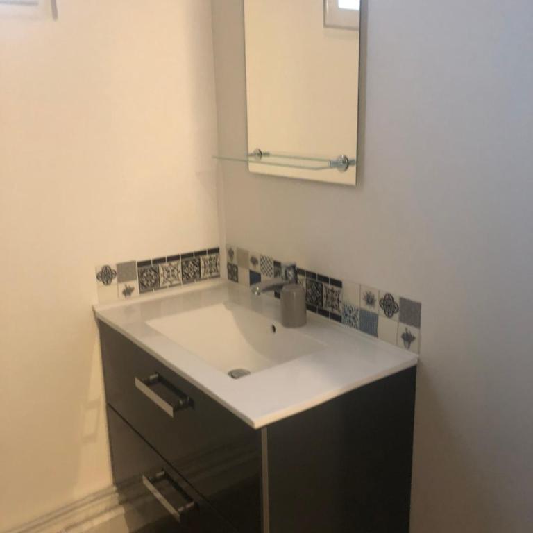 Appartement F3 agréable - Two-Bedroom Apartment - 3