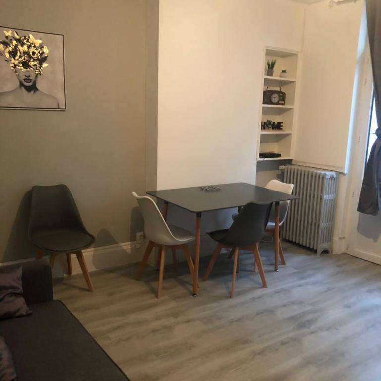 Appartement F3 agréable - Two-Bedroom Apartment - 8