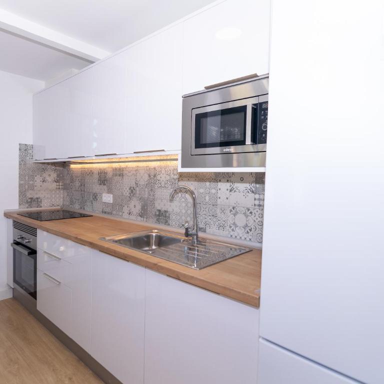 250m Playa/Beach, Wifi, A/A, Smart TV, Parking - One-Bedroom Apartment - 16