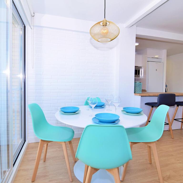 250m Playa/Beach, Wifi, A/A, Smart TV, Parking - One-Bedroom Apartment - 11