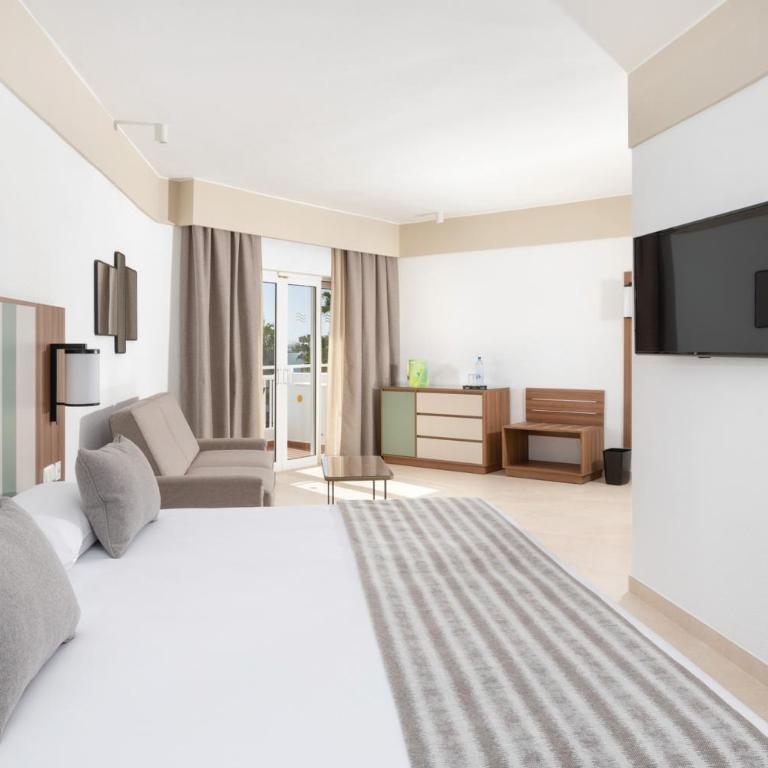 Hotel Riu Paraiso Lanzarote - All Inclusive - Suite con vistas al jardín - 1