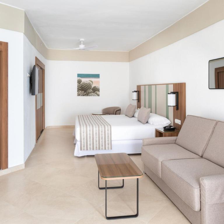 Hotel Riu Paraiso Lanzarote - All Inclusive - Suite con vistas al jardín - 5