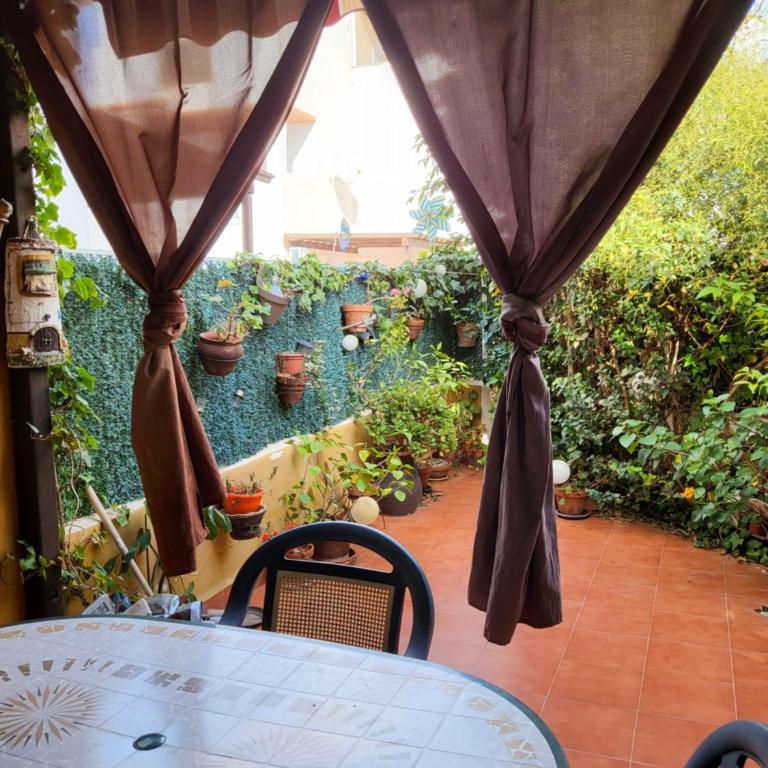 Casa baja preciosa con jardín privado en primera línea naturista! - Apartamento de 1 dormitorio - 10
