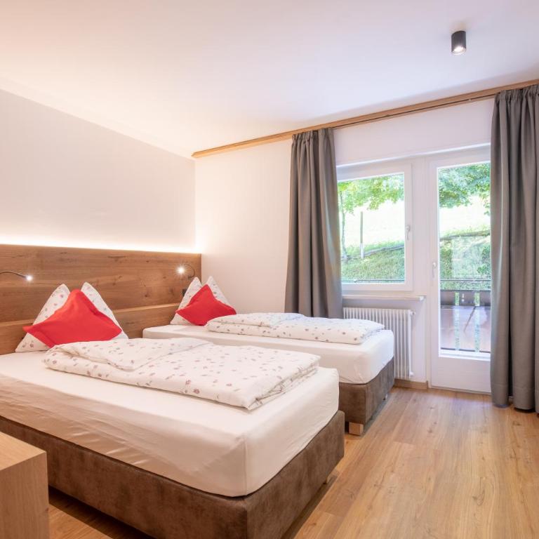 Haus Christian Welschnofen - Berge fühlen und Natur genießen in den Dolomiten, nahe am Karersee, inklusive Eggental Guestcard - Two-Bedroom Apartment with Terrace - 6