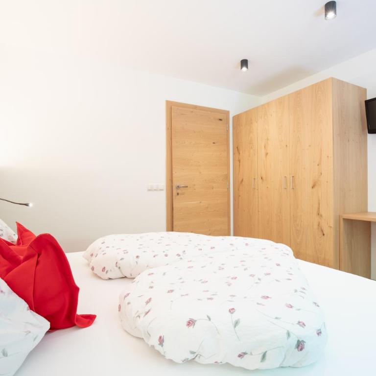 Haus Christian Welschnofen - Berge fühlen und Natur genießen in den Dolomiten, nahe am Karersee, inklusive Eggental Guestcard - Two-Bedroom Apartment with Terrace - 8