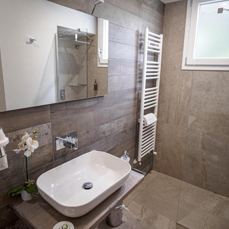 Le Muse Mondello - Deluxe Double Room with Balcony - 12