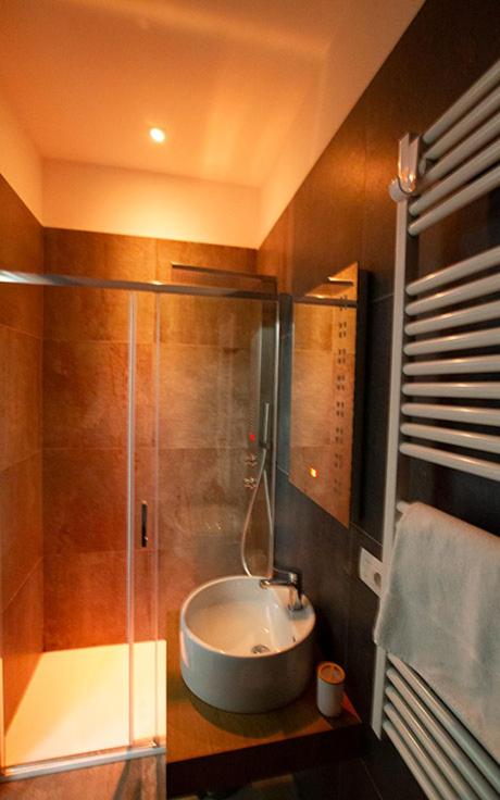 Moro 34 - Deluxe Room - 23