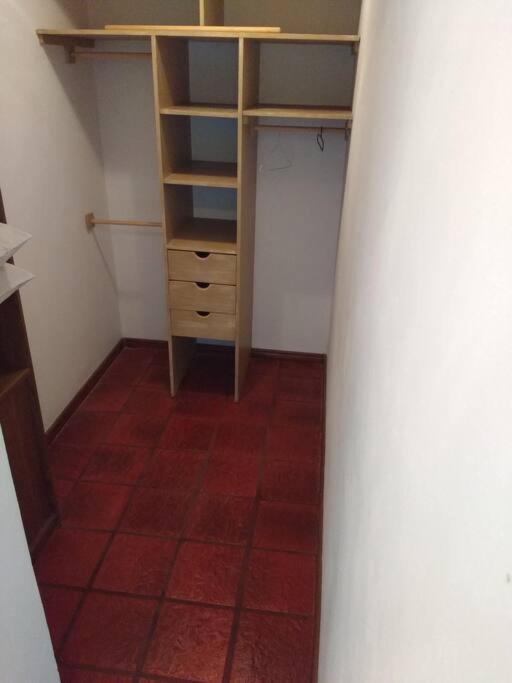 Casa y amplio parque - Casa con 1 dormitorio - 17